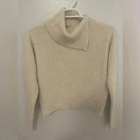 LILLA P
Easy Split Collar Sweater, Salt - Picture 5 of 11